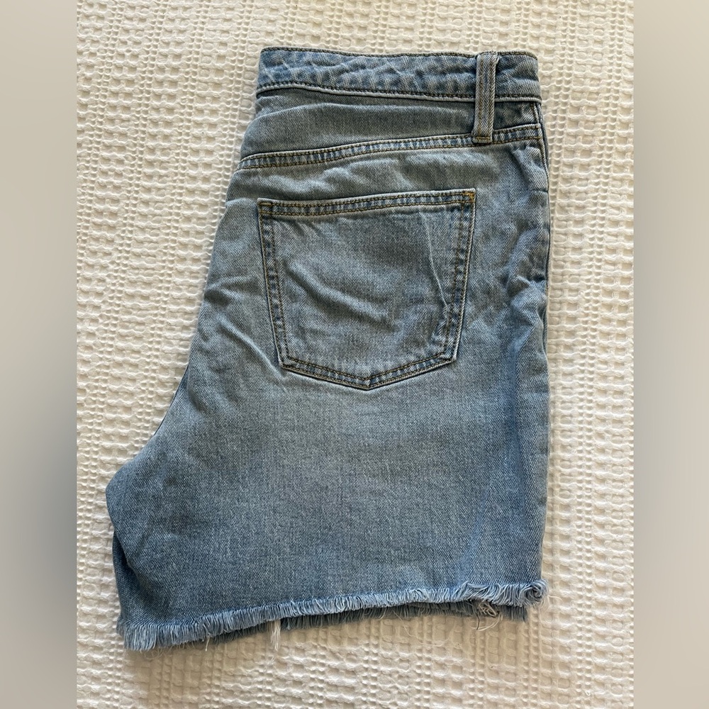 Boyfriend Short Target Brand Universal Thread